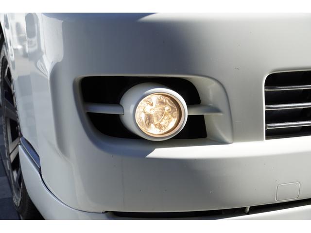 ハイエースバン ロングスーパーGL 3.0D バットフェイスボンネット ベットキット ALPINE フリップダウンモニター BARBERO17インチAW PARADA Wレター ローダウン リアガラススライドガラス タイベル交換済み(28枚目)