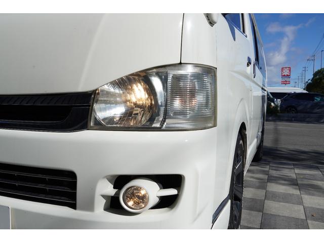 ハイエースバン ロングスーパーGL 3.0D バットフェイスボンネット ベットキット ALPINE フリップダウンモニター BARBERO17インチAW PARADA Wレター ローダウン リアガラススライドガラス タイベル交換済み(29枚目)