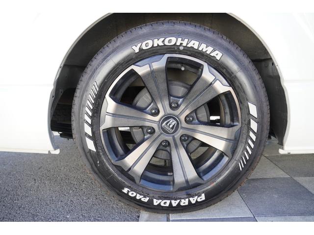 ハイエースバン ロングスーパーGL 3.0D バットフェイスボンネット ベットキット ALPINE フリップダウンモニター BARBERO17インチAW PARADA Wレター ローダウン リアガラススライドガラス タイベル交換済み(36枚目)