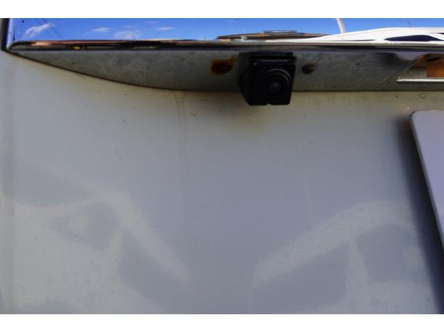 ハイエースバン ロングスーパーGL 3.0D バットフェイスボンネット ベットキット ALPINE フリップダウンモニター BARBERO17インチAW PARADA Wレター ローダウン リアガラススライドガラス タイベル交換済み(47枚目)