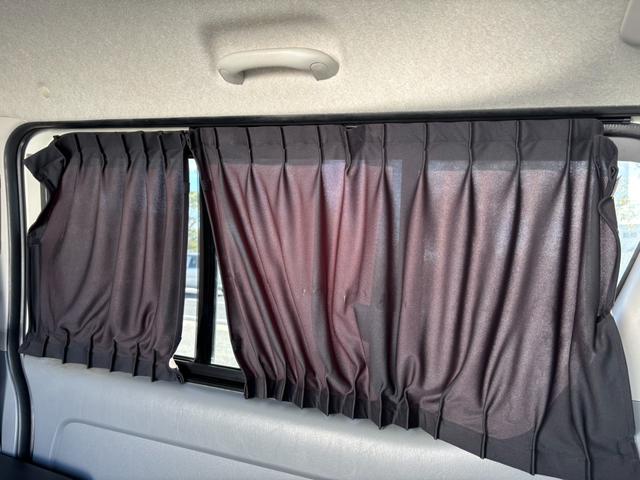 ハイエースバン ロングスーパーGL 3.0D バットフェイスボンネット ベットキット ALPINE フリップダウンモニター BARBERO17インチAW PARADA Wレター ローダウン リアガラススライドガラス タイベル交換済み(58枚目)