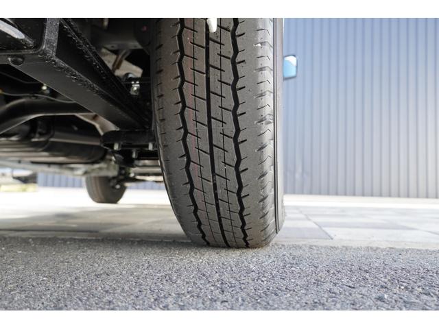 ハイエースバン ロングスーパーGL ダークプライムS 2.8D パノラマビューモニター 両側パワースライドドア Dインナーミラー LEDヘッドライト 専用Sロゴシート 専用プラチナサテンスキーメッキグリル 070パールホワイト トヨタセーフティーセンス(40枚目)