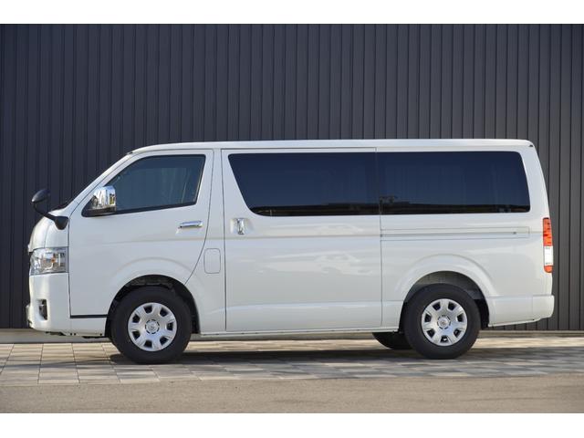 ハイエースバン ロングスーパーGL ダークプライムS 2.8D パノラマビューモニター 両側パワースライドドア Dインナーミラー LEDヘッドライト 専用Sロゴシート 専用プラチナサテンスキーメッキグリル 070パールホワイト トヨタセーフティーセンス(62枚目)