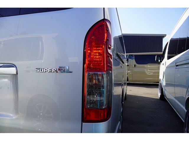 ハイエースバン ロングスーパーＧＬ　３．０Ｄ　４型　ＡＬＰＩＮＥナビ　モデリスタグリル　ＴＲＤスポイラー　フリップダウンモニター　玄武２インチローダウン　キーレスキー　スペアキーあり　ＥＴＣ（20枚目）