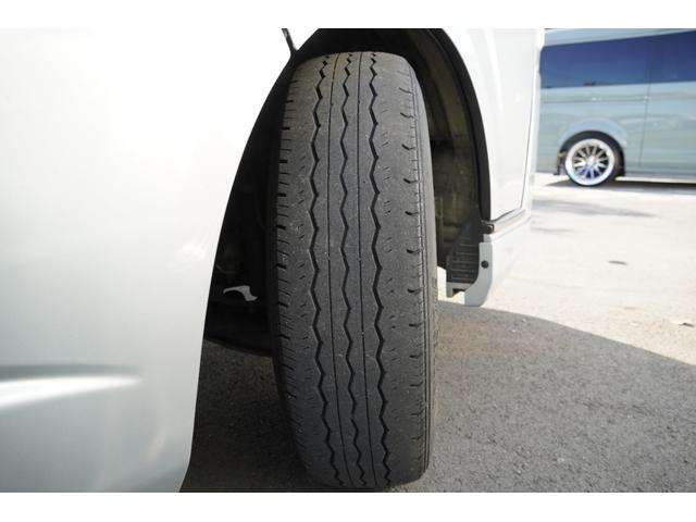 ハイエースバン ロングスーパーＧＬ　３．０Ｄ　４型　ＡＬＰＩＮＥナビ　モデリスタグリル　ＴＲＤスポイラー　フリップダウンモニター　玄武２インチローダウン　キーレスキー　スペアキーあり　ＥＴＣ（28枚目）