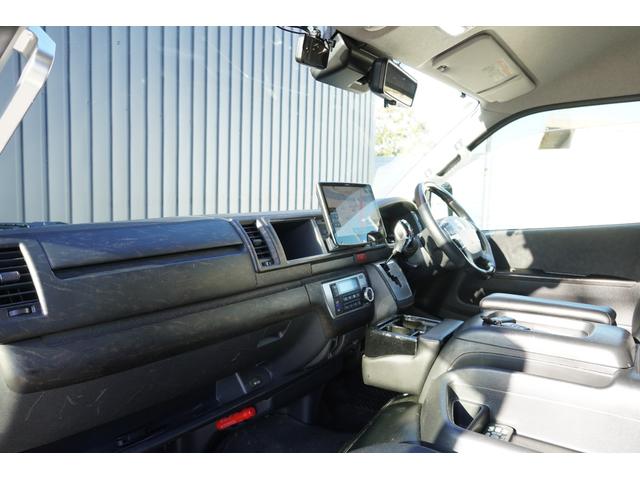 �ǉ��̃J�X�^�����\�ł��B���������̃n�C�G�[�X�ɃJ�X�^���͂������ł��傤���H���d���Ƀ��W���[�d�l�ɗl�X�ȃj�[�Y�ɂ������ł���Ԃ��n�C�G�[�X�ł���