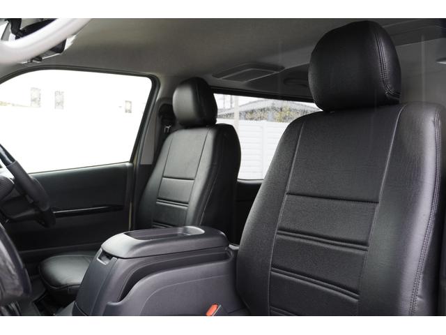 ハイエースバン 　アースカラーＰＫＧ　ＳＡＤフルエアロ　パノラマビューモニター　デジタルインナーミラー　ファブレスＭＣ－９　１８インチＡＷ　カーボンマークレスパネル　オーバーフェンダー　ＡＬＰＩＮＥ　ＤＡ（16枚目）