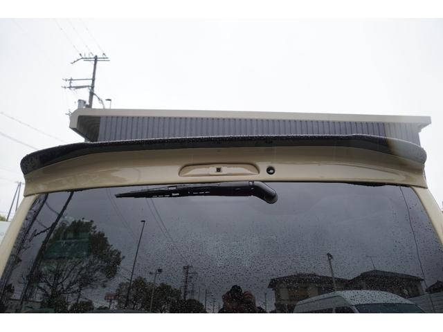 ハイエースバン 　アースカラーＰＫＧ　ＳＡＤフルエアロ　パノラマビューモニター　デジタルインナーミラー　ファブレスＭＣ－９　１８インチＡＷ　カーボンマークレスパネル　オーバーフェンダー　ＡＬＰＩＮＥ　ＤＡ（43枚目）