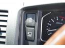 TOYOTA HIACE COMMUTER