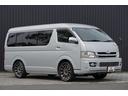 ハイエースワゴン ＧＬ　４ＷＤ　寒冷地仕様　バトルシップ１７インチＡＷ　架装ベットキット　ＬＥＤライト　ＬＥＤフォグ　ＡＬＰＩＮＥ　Ｆダウンモニター　ホワイトレタータイヤ　バックモニター　スライドドア（4枚目）