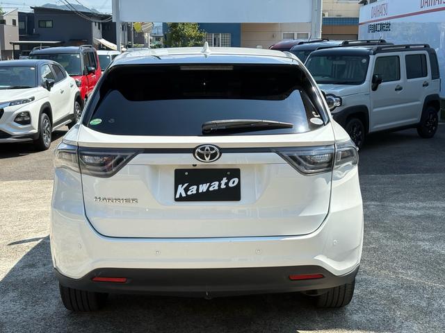 ハリアー プレミアム　４ＷＤ　純正９インチナビ・ＴＶ　ＬＥＤヘッドライト　革シート　　ＥＴＣ　クルーズコントロール　Ｂカメラ　パワーバックドアパワーシート　オートライト　１８インチアルミホイール（7枚目）