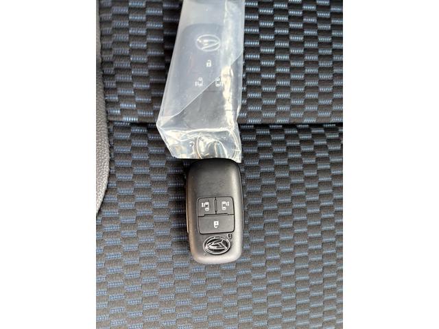 タント カスタムRS ワンオーナー 4WDターボ 純正ディスプレイオーディオ 衝突被害軽減ブレーキ LEDヘッドライト&FOG 両側オートスライドドア バックカメラ PUSHスタート キーフリー Bluetooth(28枚目)