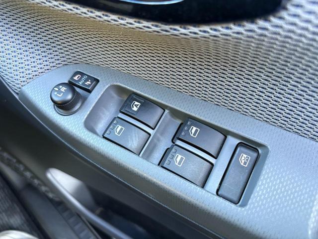 ムーヴ カスタム　ＲＳ　ハイパー　１年保証付／ユーザー買取／ワーク１７インチＡＷ／ワークシュバート／ローダウン／ダウンサス／Ｂｌｕｅｔｏｏｔｈオーディオ／走行中ＴＶＯＫ／エクリプスナビ／オートエアコン／オートライト／ＬＥＤヘッドライト（27枚目）