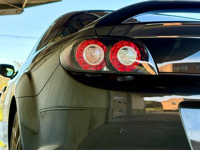 ＲＸ－８ スピリットＲ　Ｄｅｆｉ追加メーター／ブリッツ車高調／６ＭＴ／純正ＢＢＳ１９インチアルミホイール／純正レカロシート／ＨＩＤヘッドライト／スペアキーあり／メンテナンスノートあり／ＥＴＣ／特別仕様車／オートエアコン（46枚目）