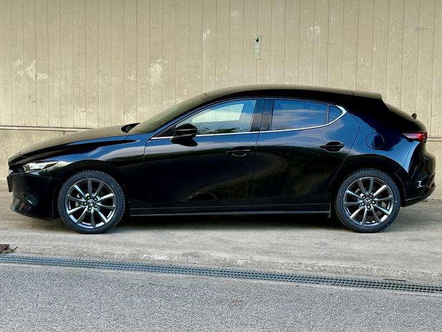 ＭＡＺＤＡ３ファストバック １５Ｓツーリング　距離無制限１年保証付／純正ナビ／Ｂｌｕｅｔｏｏｔｈオーディオ／バックカメラ／ＨＤＭＩ接続／クルーズコントロール／横滑り防止／オートライト／ビルトインＥＴＣ／ＬＥＤヘッドライト／新品タイヤ４本／ＨＵＤ（44枚目）