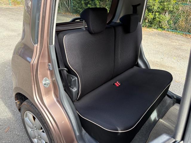 アルトラパン １０ｔｈアニバーサリーリミテッド　距離無制限１年保証付／社外ナビ／Ｂｌｕｅｔｏｏｔｈオーディオ／社内ウッドパネル／フルセグＴＶ／走行中ＴＶＯＫ／シートヒーター／フロントフォグランプ／スペアキー有り／オートライト／オートエアコン（30枚目）