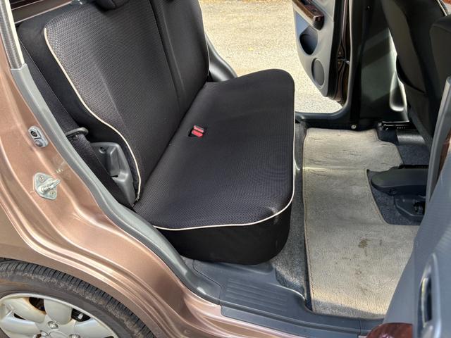 アルトラパン １０ｔｈアニバーサリーリミテッド　距離無制限１年保証付／社外ナビ／Ｂｌｕｅｔｏｏｔｈオーディオ／社内ウッドパネル／フルセグＴＶ／走行中ＴＶＯＫ／シートヒーター／フロントフォグランプ／スペアキー有り／オートライト／オートエアコン（31枚目）