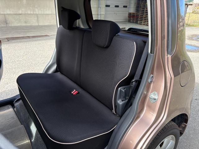 アルトラパン １０ｔｈアニバーサリーリミテッド　距離無制限１年保証付／社外ナビ／Ｂｌｕｅｔｏｏｔｈオーディオ／社内ウッドパネル／フルセグＴＶ／走行中ＴＶＯＫ／シートヒーター／フロントフォグランプ／スペアキー有り／オートライト／オートエアコン（32枚目）