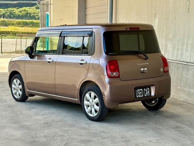 アルトラパン １０ｔｈアニバーサリーリミテッド　距離無制限１年保証付／社外ナビ／Ｂｌｕｅｔｏｏｔｈオーディオ／社内ウッドパネル／フルセグＴＶ／走行中ＴＶＯＫ／シートヒーター／フロントフォグランプ／スペアキー有り／オートライト／オートエアコン（40枚目）