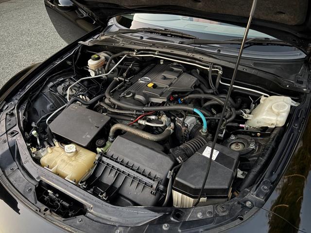 ロードスター ＶＳ　ＲＨＴ　６ＭＴ／純正ナビ／純正メッキアルミ／オートエアコン／シートヒーター／取説・メンテナンスノートあり／スペアキー有り／革シート／ＥＴＣ／バックカメラ／社外マフラー／電動オープン／ｐｉｖｏｔデジタルモニター（48枚目）