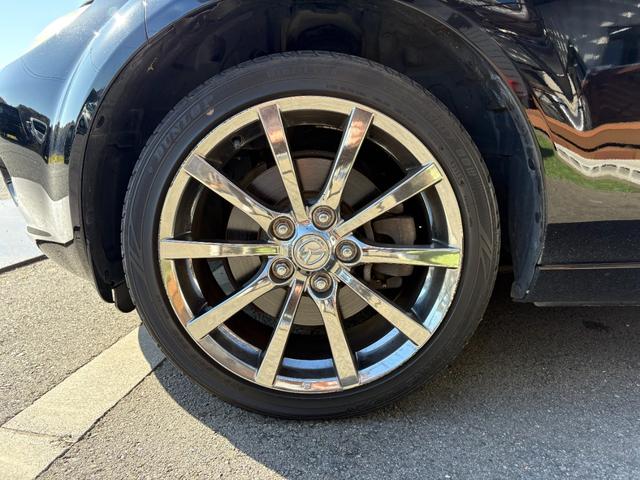 ロードスター ＶＳ　ＲＨＴ　６ＭＴ／純正ナビ／純正メッキアルミ／オートエアコン／シートヒーター／取説・メンテナンスノートあり／スペアキー有り／革シート／ＥＴＣ／バックカメラ／社外マフラー／電動オープン／ｐｉｖｏｔデジタルモニター（49枚目）