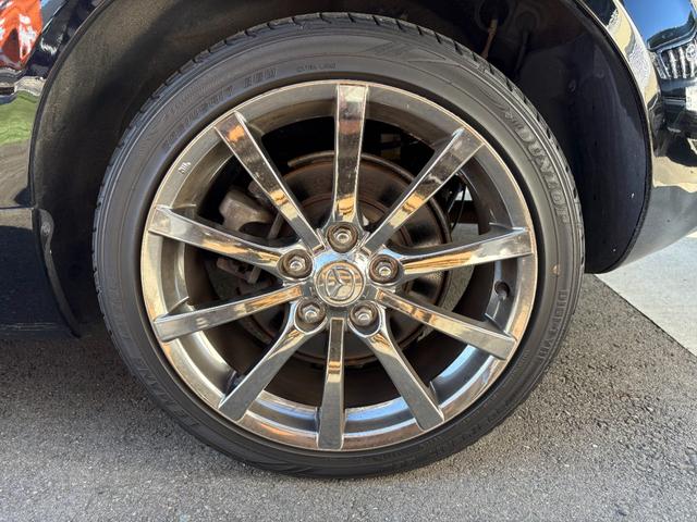 ロードスター ＶＳ　ＲＨＴ　６ＭＴ／純正ナビ／純正メッキアルミ／オートエアコン／シートヒーター／取説・メンテナンスノートあり／スペアキー有り／革シート／ＥＴＣ／バックカメラ／社外マフラー／電動オープン／ｐｉｖｏｔデジタルモニター（50枚目）