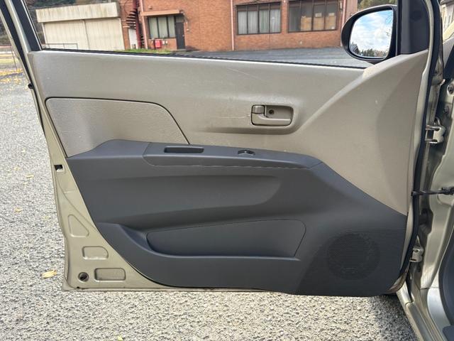 ミラ Ｌセレクション　５ＭＴ／ＬＥＤヘッドライト／電格ミラー／車検整備付／ＣＤ再生／パワーウィンドウ／キーレスキー／スペアキー有り／取説あり／エアバック／ＦＭ／ＡＭ／アルミペダル（20枚目）