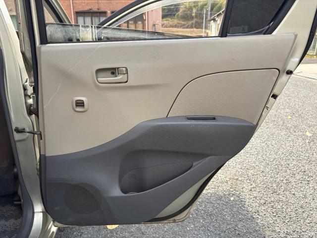 ミラ Ｌセレクション　５ＭＴ／ＬＥＤヘッドライト／電格ミラー／車検整備付／ＣＤ再生／パワーウィンドウ／キーレスキー／スペアキー有り／取説あり／エアバック／ＦＭ／ＡＭ／アルミペダル（21枚目）