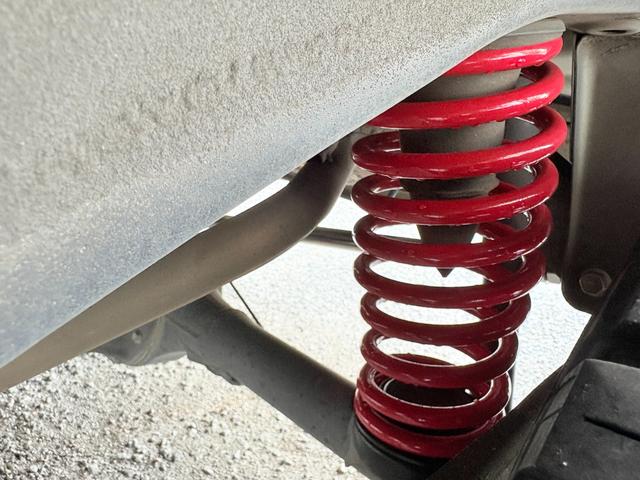 エブリイ ジョインターボ 距離無制限1年保証付/プラスライン製ショートバンパーフロントリア/5MT/調整式ラテラルロッド/REIZヘッドライト/プラスライン製テールランプ/ルーフキャリア/ブロックタイヤ/ETC(5枚目)