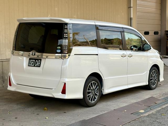 ヴォクシー ＺＳ　煌ＩＩ　距離無制限１年保証付／ユーザー買取／パナソニックフローティング９インチナビ／バックカメラ／Ｂｌｕｅｔｏｏｔｈオーディオ／ＨＤＭＩ接続／両側扇動スライド／クルーズコントロール／ＥＴＣ／オートライト（2枚目）