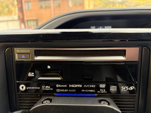 ヴォクシー ＺＳ　煌ＩＩ　距離無制限１年保証付／ユーザー買取／パナソニックフローティング９インチナビ／バックカメラ／Ｂｌｕｅｔｏｏｔｈオーディオ／ＨＤＭＩ接続／両側扇動スライド／クルーズコントロール／ＥＴＣ／オートライト（18枚目）