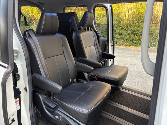 ヴォクシー ＺＳ　煌ＩＩ　距離無制限１年保証付／ユーザー買取／パナソニックフローティング９インチナビ／バックカメラ／Ｂｌｕｅｔｏｏｔｈオーディオ／ＨＤＭＩ接続／両側扇動スライド／クルーズコントロール／ＥＴＣ／オートライト（39枚目）