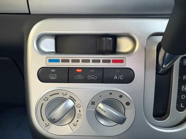 アルトラパン Ｘ　距離無制限１年保証付／ケンウッドナビ／Ｂｌｕｅｔｏｏｔｈオーディオ／スペアキー有り／グリルホワイトＰ／メンテナンスノートあり／プッシュスタート／スマートキー／ＣＤ／ＤＶＤ／ツートンカラー（17枚目）