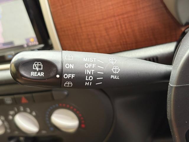 ミラジーノ プレミアムＬ　距離無制限１年保証付／ユーザー買取車／ナビ／Ｂｌｕｅｔｏｏｔｈオーディオ／前後ドライブレコーダー／フロントフォグランプ／純正アルミ／純正ＭＯＭＯウッドコンビステアリング／電格ミラー／ＣＤ／ＤＶＤ（22枚目）