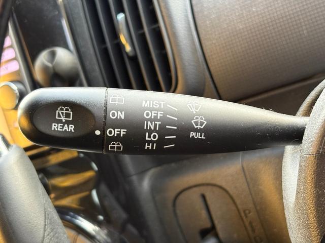 タント カスタムＲＳ　距離無制限１年保証付／純正ナビ／Ｂｌｕｅｔｏｏｔｈオーディオ／オーバーヘッドコンソール／オートエアコン／ＨＩＤヘッドライト／パワースライドドア／ＥＴＣ／アイドリングストップ／純正アルミ／フロントフォグ（21枚目）