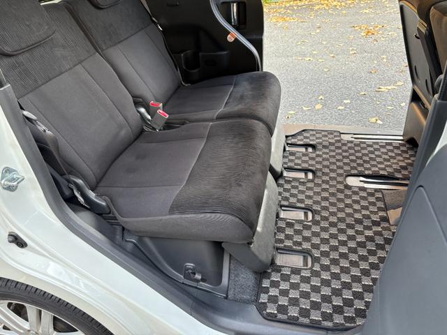 タント カスタムＲＳ　距離無制限１年保証付／純正ナビ／Ｂｌｕｅｔｏｏｔｈオーディオ／オーバーヘッドコンソール／オートエアコン／ＨＩＤヘッドライト／パワースライドドア／ＥＴＣ／アイドリングストップ／純正アルミ／フロントフォグ（33枚目）