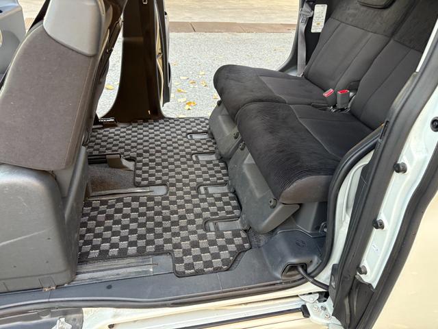 タント カスタムＲＳ　距離無制限１年保証付／純正ナビ／Ｂｌｕｅｔｏｏｔｈオーディオ／オーバーヘッドコンソール／オートエアコン／ＨＩＤヘッドライト／パワースライドドア／ＥＴＣ／アイドリングストップ／純正アルミ／フロントフォグ（35枚目）