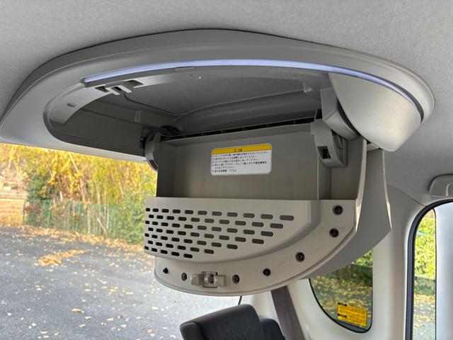 タント カスタムＲＳ　距離無制限１年保証付／純正ナビ／Ｂｌｕｅｔｏｏｔｈオーディオ／オーバーヘッドコンソール／オートエアコン／ＨＩＤヘッドライト／パワースライドドア／ＥＴＣ／アイドリングストップ／純正アルミ／フロントフォグ（36枚目）