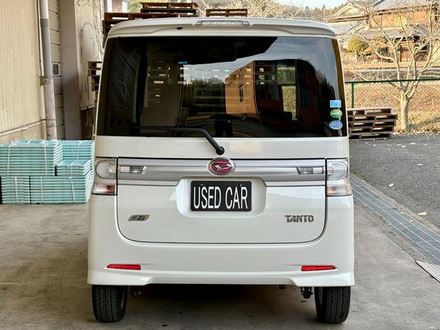 タント カスタムＲＳ　距離無制限１年保証付／純正ナビ／Ｂｌｕｅｔｏｏｔｈオーディオ／オーバーヘッドコンソール／オートエアコン／ＨＩＤヘッドライト／パワースライドドア／ＥＴＣ／アイドリングストップ／純正アルミ／フロントフォグ（46枚目）
