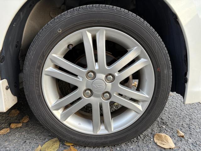 タント カスタムＲＳ　距離無制限１年保証付／純正ナビ／Ｂｌｕｅｔｏｏｔｈオーディオ／オーバーヘッドコンソール／オートエアコン／ＨＩＤヘッドライト／パワースライドドア／ＥＴＣ／アイドリングストップ／純正アルミ／フロントフォグ（56枚目）