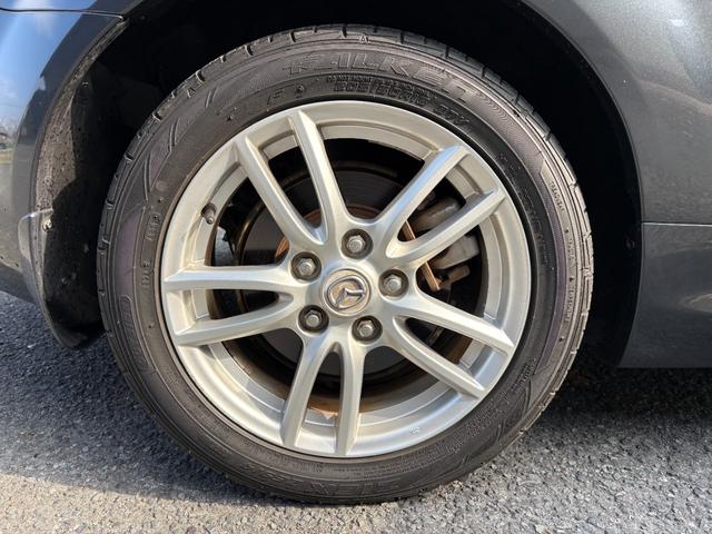 ロードスター ＶＳ　ＲＨＴ　リトラクタブルハードトップ／シートヒーター／スマートキー／純正アルミ／茶革フルレザーシート／オートエアコン／パドルシフト／ステアリングスイッチ／ＨＩＤヘッドライト／走行２．３万ｋｍ（52枚目）