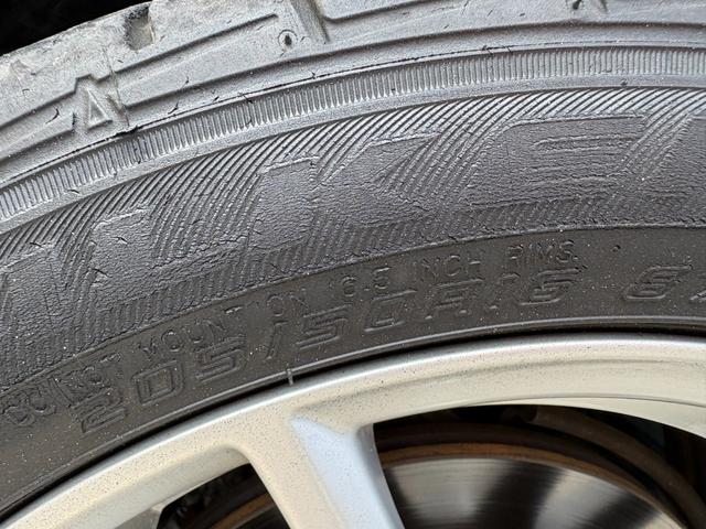 ロードスター ＶＳ　ＲＨＴ　リトラクタブルハードトップ／シートヒーター／スマートキー／純正アルミ／茶革フルレザーシート／オートエアコン／パドルシフト／ステアリングスイッチ／ＨＩＤヘッドライト／走行２．３万ｋｍ（56枚目）