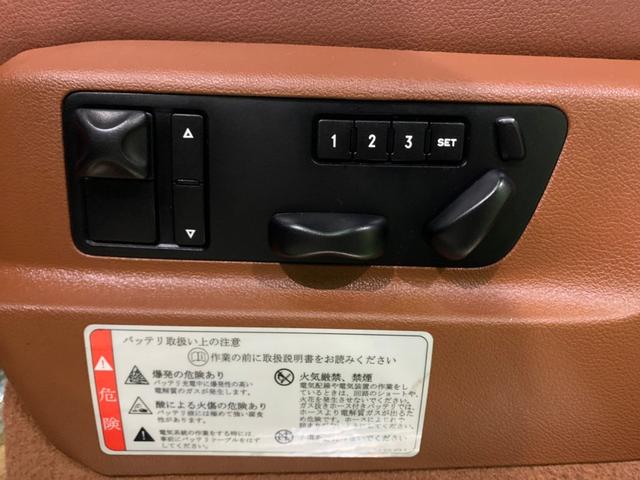ターボ ターボ(5名)4WD ティプトロニックS 本革シート サンルーフ ガラスハッチ(36枚目)
