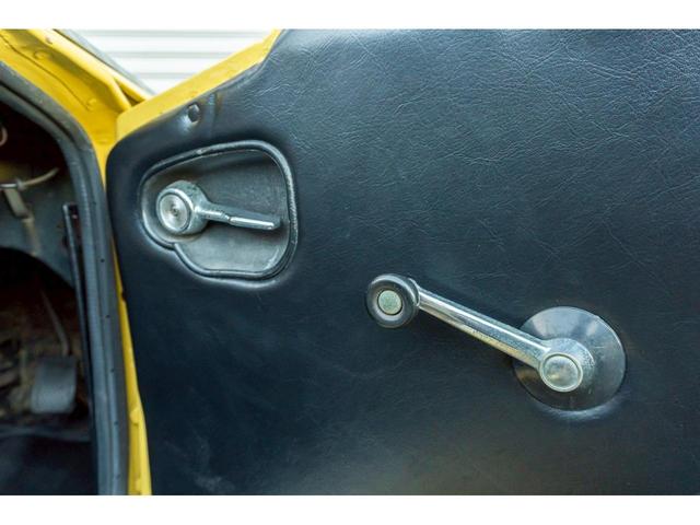 S800 Mタイプ 車検令和9年7月まで シート張替え済 ダッシュボード張替え済 ドアパネル張替え済 コンソールボックス張替え済 フロアマット製作 内装張替え済 幌製作 トノカバー製作 外装同色塗り直し(47枚目)