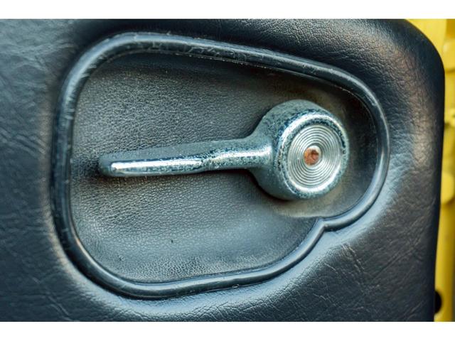 S800 Mタイプ 車検令和9年7月まで シート張替え済 ダッシュボード張替え済 ドアパネル張替え済 コンソールボックス張替え済 フロアマット製作 内装張替え済 幌製作 トノカバー製作 外装同色塗り直し(51枚目)