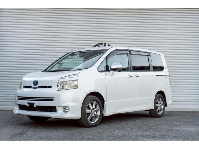 ヴォクシー ＺＳ　煌　ＨＤＤナビ　バックカメラ　パドルシフト　ＥＴＣ　両側パワースライドドア　プッシュスタート　スマートキー　１６インチアルミホイール　８人乗り（3枚目）