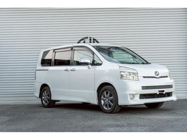 ヴォクシー ＺＳ　煌　ＨＤＤナビ　バックカメラ　パドルシフト　ＥＴＣ　両側パワースライドドア　プッシュスタート　スマートキー　１６インチアルミホイール　８人乗り（4枚目）