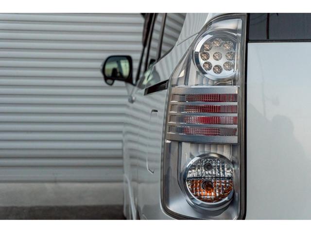 ヴォクシー ＺＳ　煌　ＨＤＤナビ　バックカメラ　パドルシフト　ＥＴＣ　両側パワースライドドア　プッシュスタート　スマートキー　１６インチアルミホイール　８人乗り（17枚目）