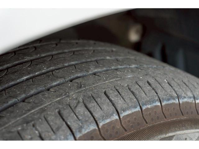 ヴォクシー ＺＳ　煌　ＨＤＤナビ　バックカメラ　パドルシフト　ＥＴＣ　両側パワースライドドア　プッシュスタート　スマートキー　１６インチアルミホイール　８人乗り（24枚目）