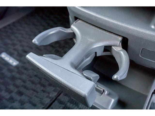 ヴォクシー ＺＳ　煌　ＨＤＤナビ　バックカメラ　パドルシフト　ＥＴＣ　両側パワースライドドア　プッシュスタート　スマートキー　１６インチアルミホイール　８人乗り（55枚目）